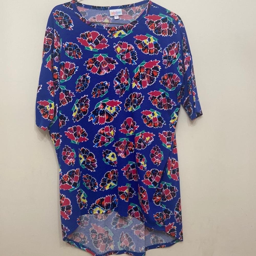 XS Lularoe Tunic